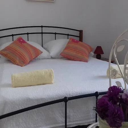 Apartments Jugana - With Pool Apartamento Sumpetar